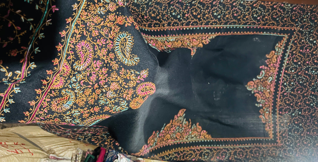 8 surprising things about Kashmiri shawls for women