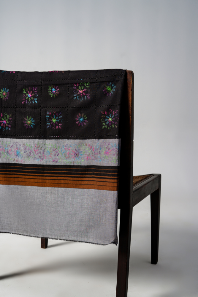 Sarwat Noir Edge Shawl