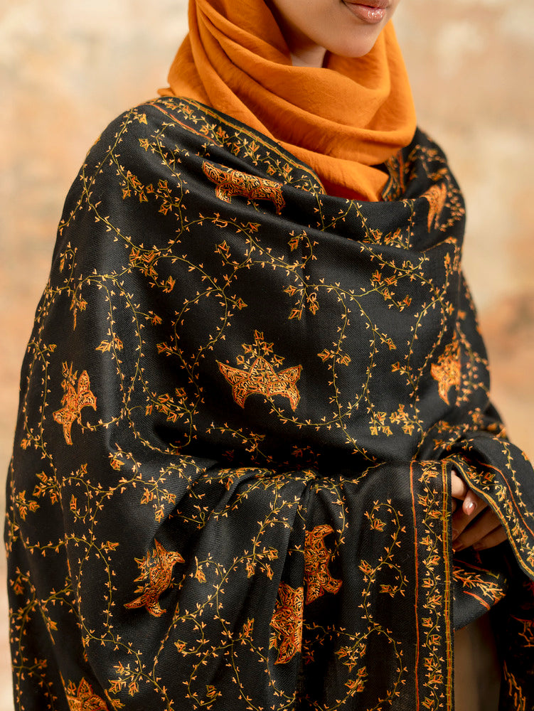 Tradition Needle Luxury Dark