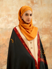 Tradition Needle Luxury Border