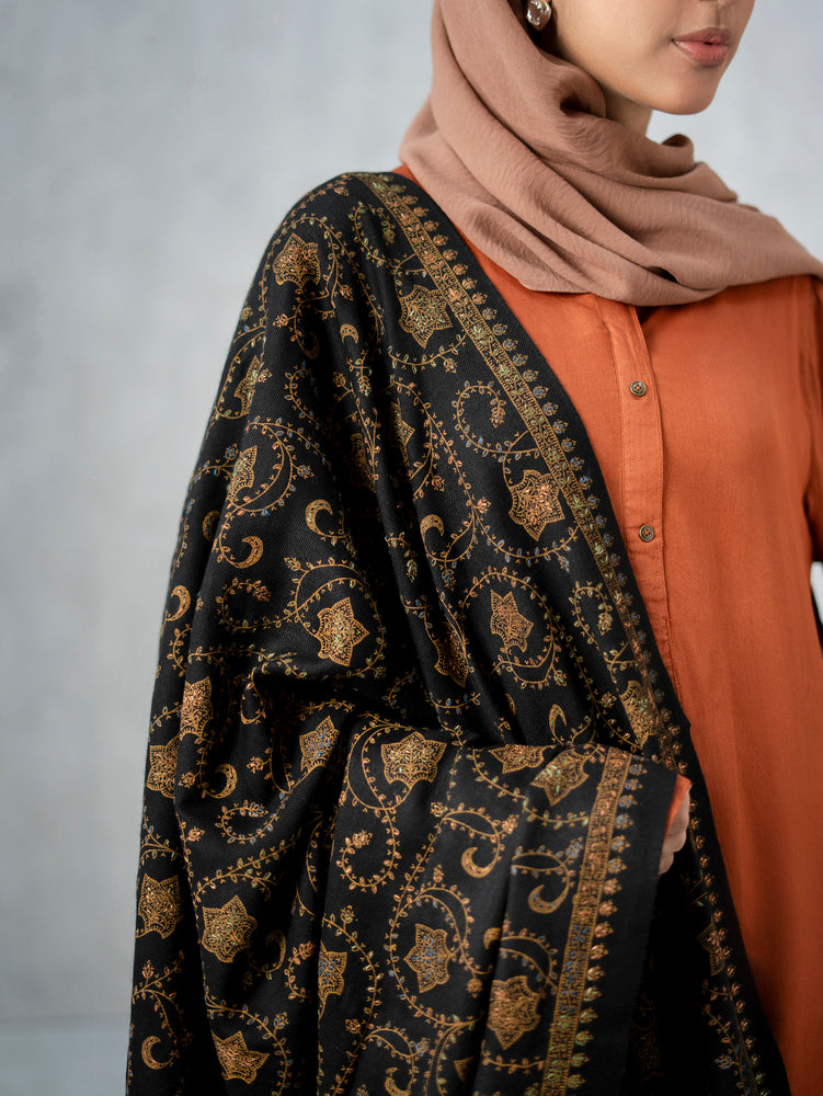 Multicolor Tradition Needle Dark