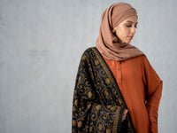 Multicolor Tradition Needle Dark