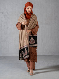 Contrast Kashmiri Shawl Light